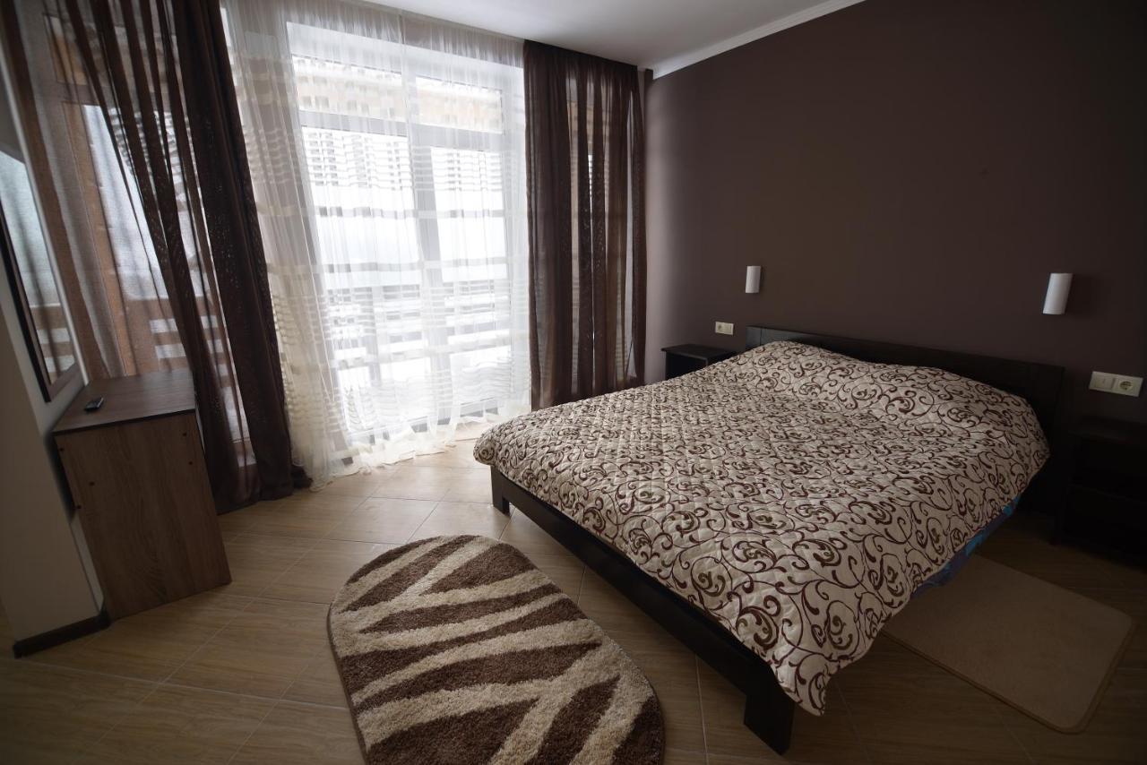 Ozone minihotel Yablunytsya Esterno foto