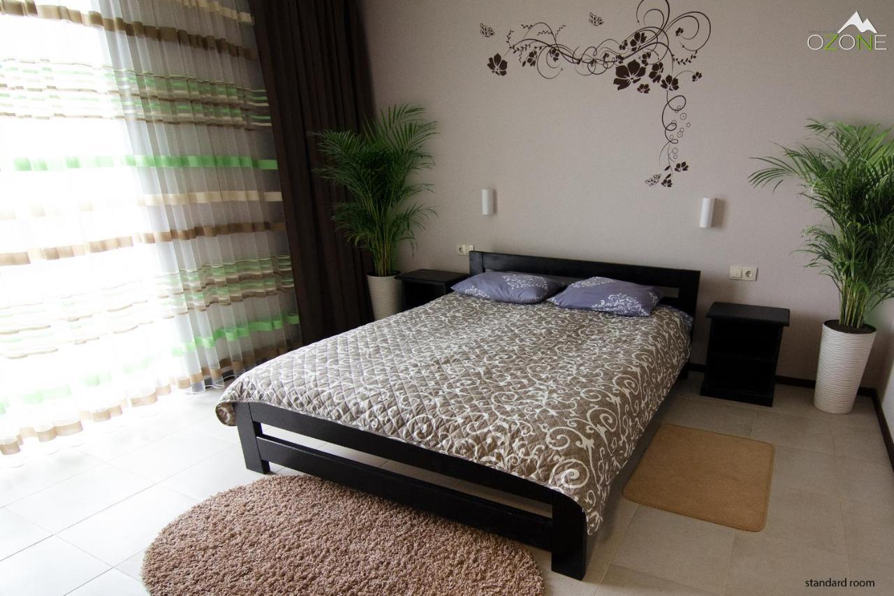 Ozone minihotel Yablunytsya Esterno foto